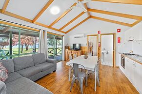 Lake Hume Holiday Park