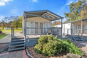 Lake Hume Holiday Park