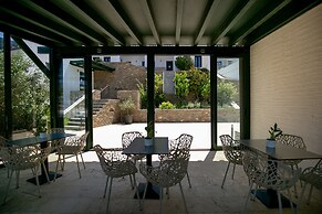 Krinos Suites Hotel