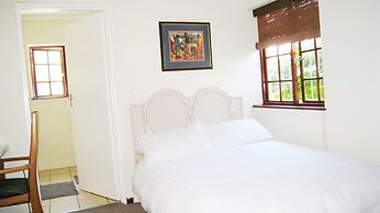Blouberg Dolphin Inn