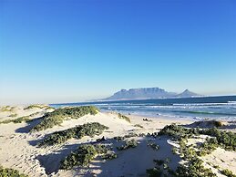 Blouberg Dolphin Inn