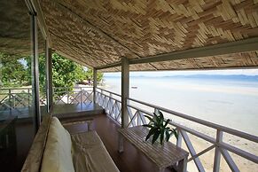 Milky Bay Resort