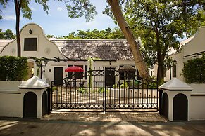 Milky Bay Resort