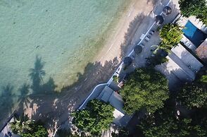 Milky Bay Resort