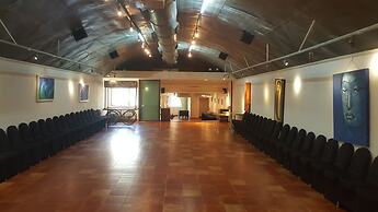 Le Sutra Hotel
