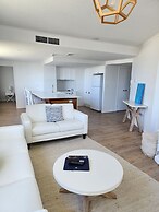 Kirra Beach Apartments