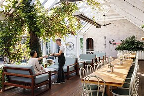 Camden Valley Inn