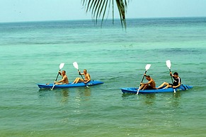 Salad Beach Resort