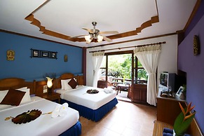 Salad Beach Resort