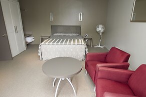 Aspen Manor Motel