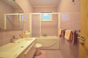 Villa Avantgarde B&B
