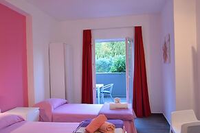 Villa Avantgarde B&B