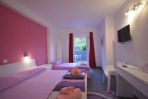 Villa Avantgarde B&B
