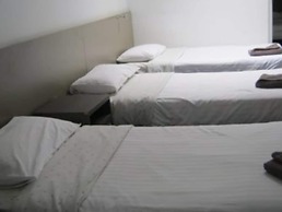 Parkway Motel
