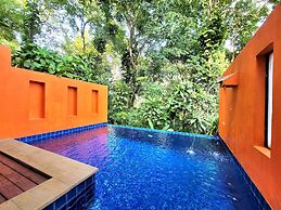 Koh Chang Cliff Beach Resort