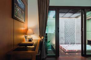 Railay Village Resort & Spa