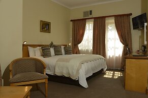 The Elegant Lodge