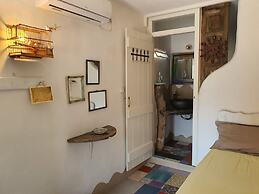 Anthippi Guest House