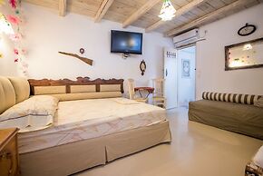 Anthippi Guest House
