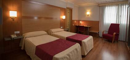 Hotel Reconquista