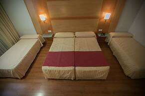 Hotel Reconquista
