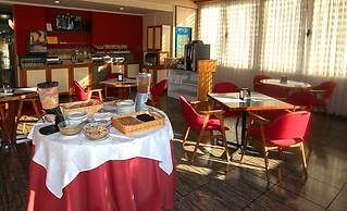 Hotel Reconquista