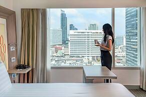 Hilton Garden Inn Bangkok Silom