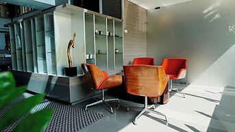 Hilton Garden Inn Bangkok Silom