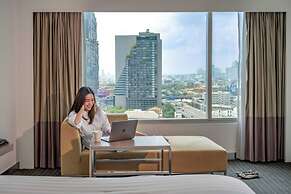 Hilton Garden Inn Bangkok Silom