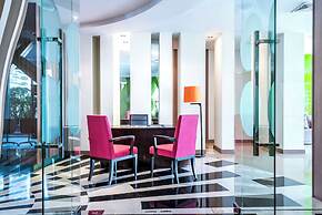 Hilton Garden Inn Bangkok Silom