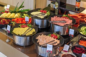 Hilton Garden Inn Bangkok Silom