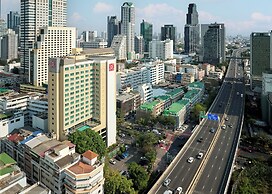 Hilton Garden Inn Bangkok Silom
