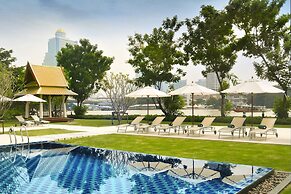 ibis Bangkok Riverside