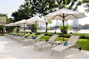 ibis Bangkok Riverside