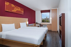 ibis Bangkok Riverside