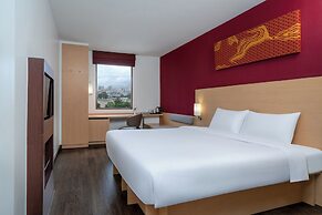 ibis Bangkok Riverside