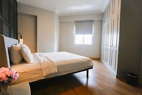 Java Paragon Hotel and Residences