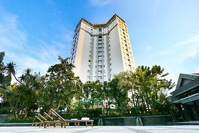 Java Paragon Hotel and Residences