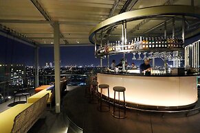 Java Paragon Hotel and Residences