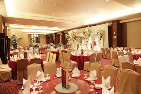 Java Paragon Hotel and Residences