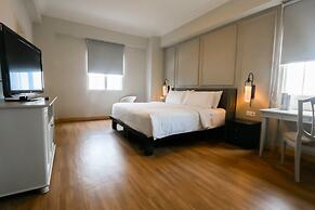 Java Paragon Hotel and Residences