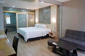 Basaya Beach Hotel & Resort