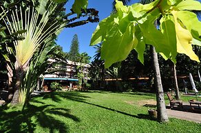 Basaya Beach Hotel & Resort