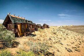 Xaus Lodge