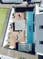 Abalone Hotel & Villas