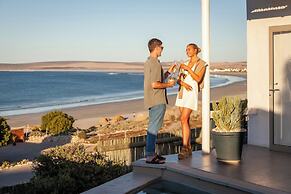 Abalone Hotel & Villas