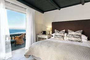 Abalone Hotel & Villas