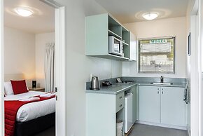 Jasmine Court Motel