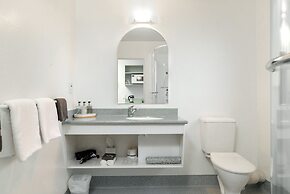 Jasmine Court Motel