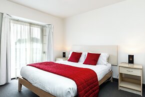 Jasmine Court Motel